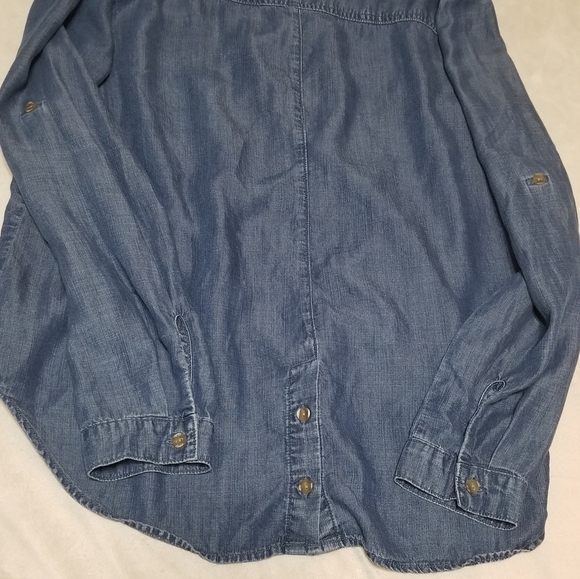 Cloth & Stone Chambray Blouse Button Up Long Sleeves, Size M. - Picture 9 of 13